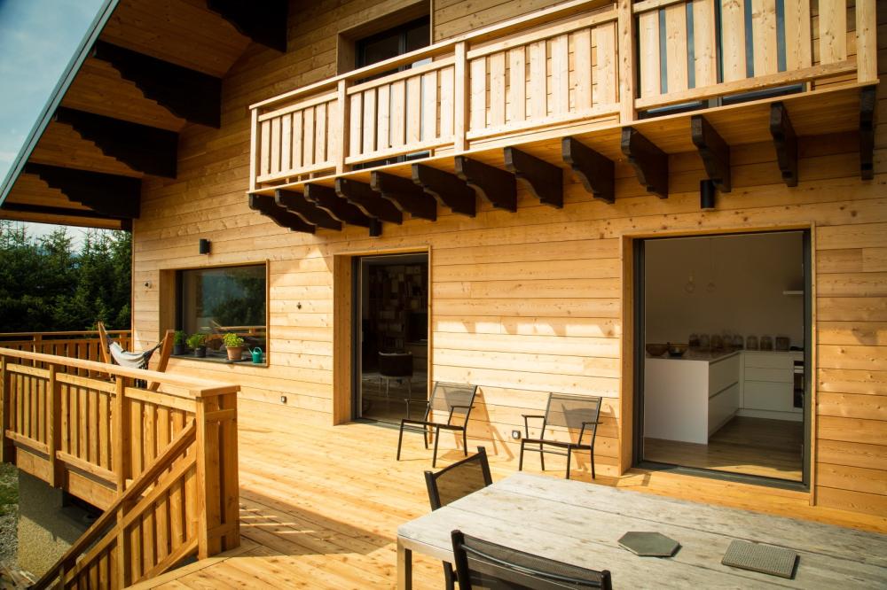 chalet bois près de Ur 
